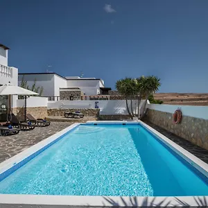 Villa Maria, Tinajo
