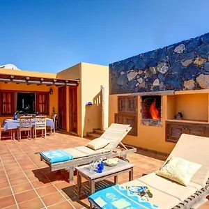 Villa Casa Acequia, Tinajo